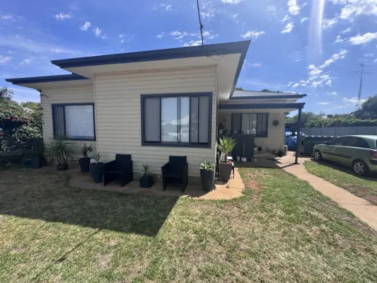 15 Wilga Street (1/6)