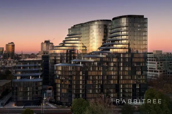 1506/605 St Kilda Road (1/18)