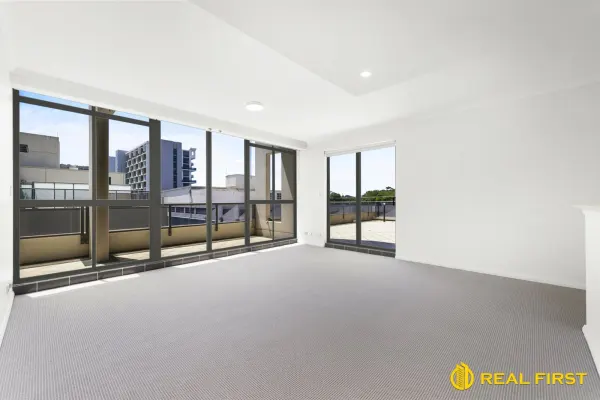 151/10 Lachlan Street (1/14)