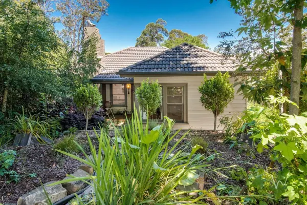 1514 Burwood Highway (1/18)