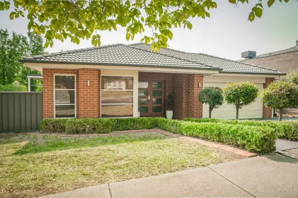 153 Kosciuszko Road (1/18)