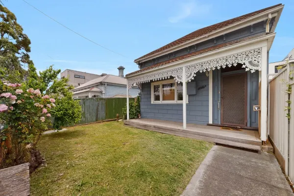 155 Buckley Street (1/9)