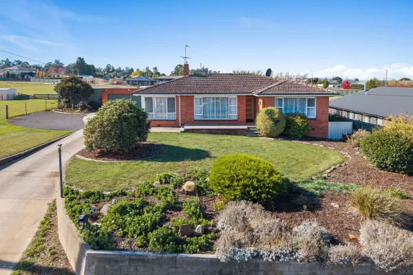155 Emu Bay Road (1/30)