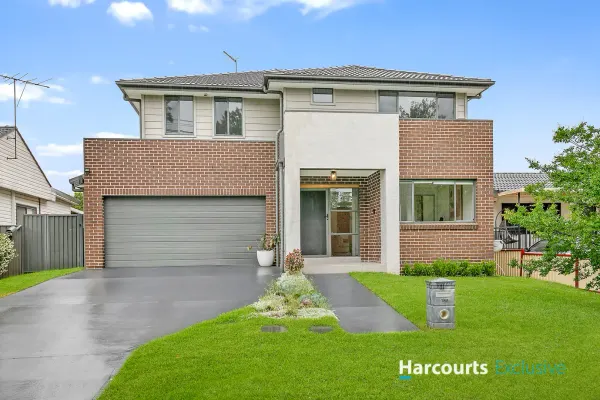 156 Chifley Street (1/1)