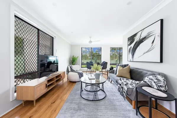 16 Copeland Street (1/10)