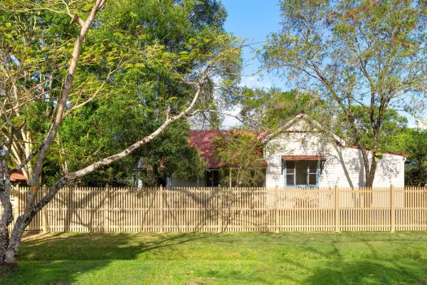 16 Gordon Street (1/20)