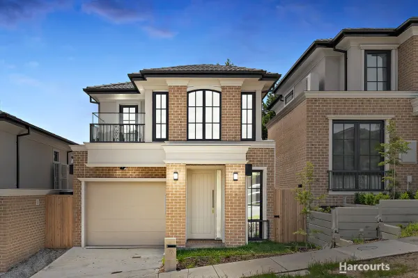 16 Raintree Road (1/14)