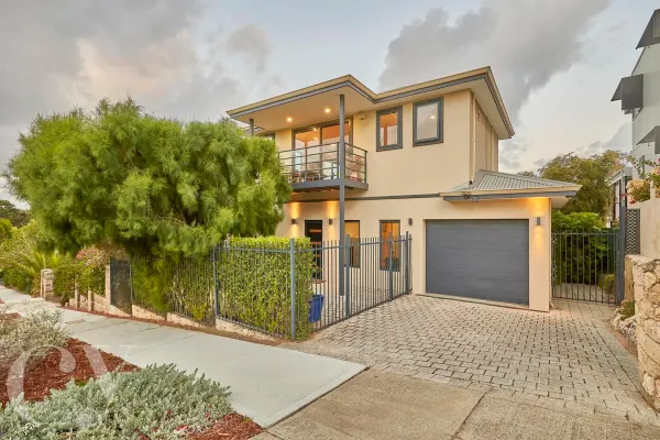 16 Swanbourne Street (1/28)