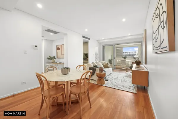 17/755-759 Botany Road (1/8)