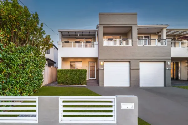 17 Valmay Avenue (1/13)