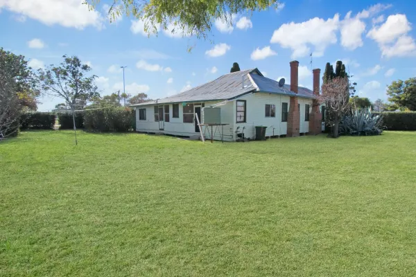 170 Hatty Street (1/1)