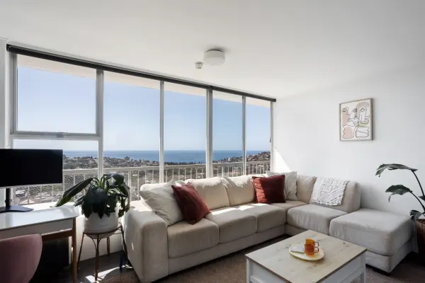 174/69 St Marks Road (1/8)