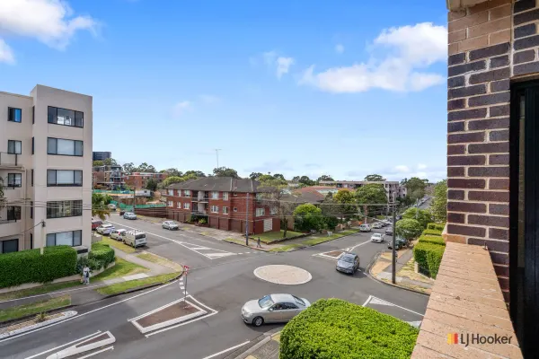 18/33-37 West Street (1/10)