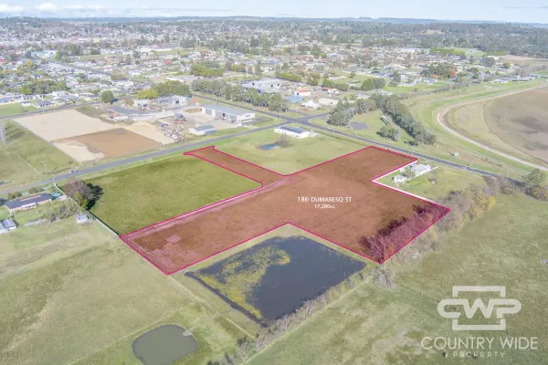 186 Dumaresq Street (1/6)