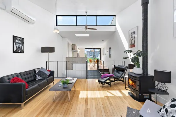 19 Bute Street (1/16)