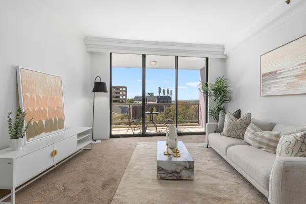 190/323 Forest Road (1/14)