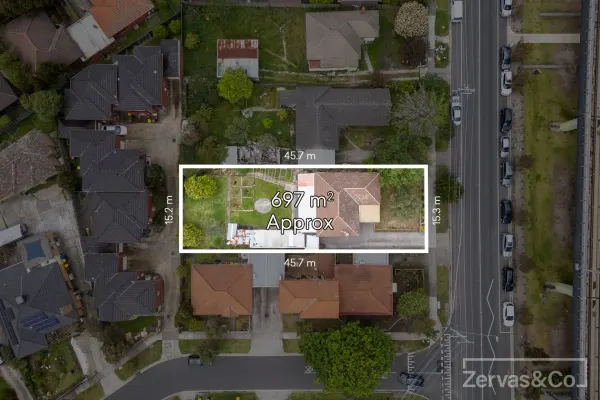 195 Carinish Road (1/13)