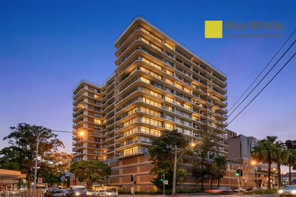 19F/30-34 Churchill Avenue (1/32)