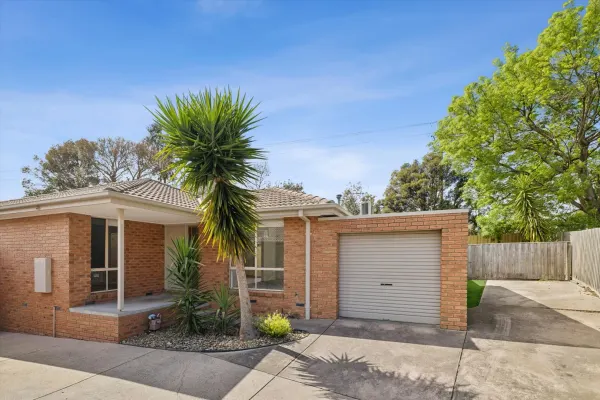 2/16 Linlithgow Court (1/11)