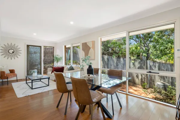 2/19 Nicholson Avenue (1/11)