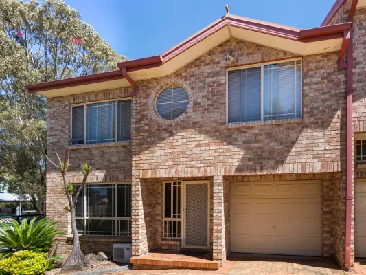 2/21 Furlong Avenue (1/11)