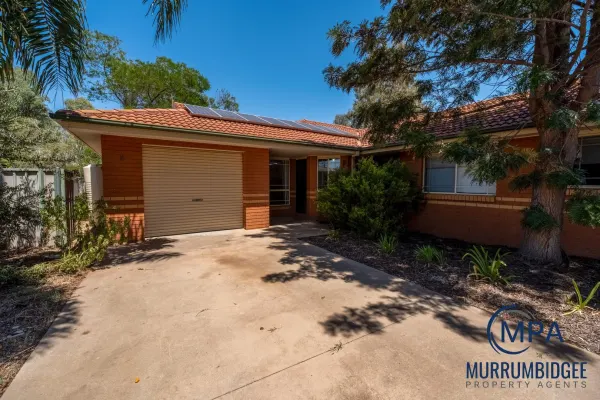 2/3 Boronia Road (1/16)