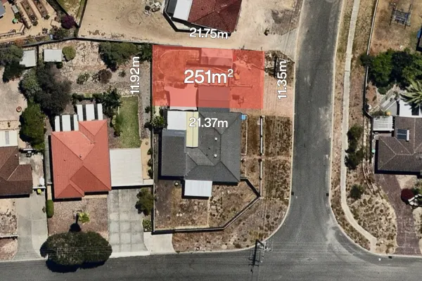 2/30 Ashburton Drive (1/1)