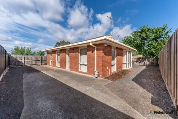 2/59 Graham Street (1/14)
