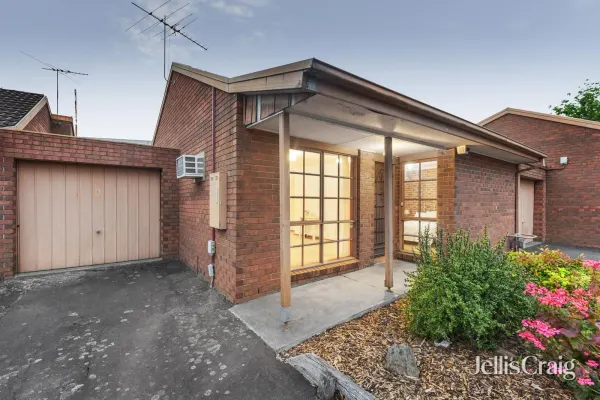 2/841 Plenty Road (1/11)