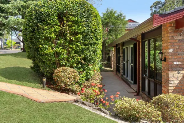 2 Boree Place (1/10)
