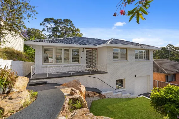 2 Gailes Street (1/18)
