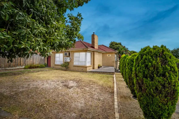 2 Heathfield Rise (1/20)