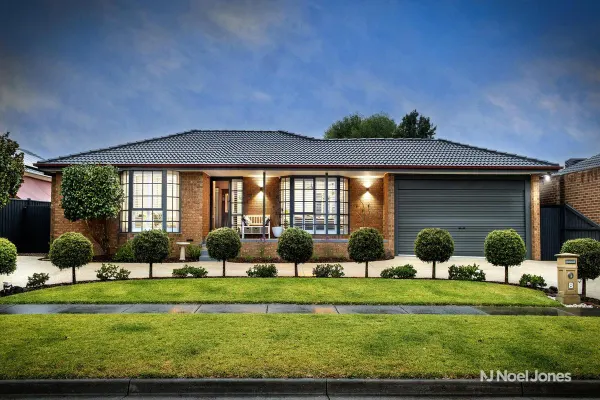 2 Jindabyne Court (1/21)