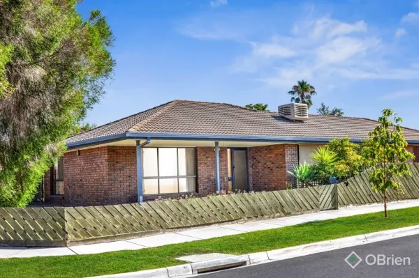 2 Kardinia Drive (1/14)
