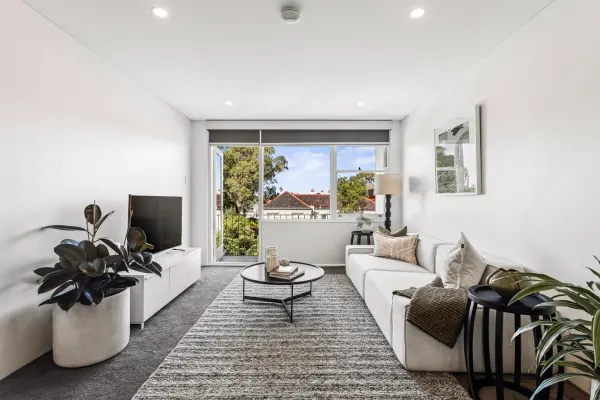 20/61-63 Avoca Street (1/9)