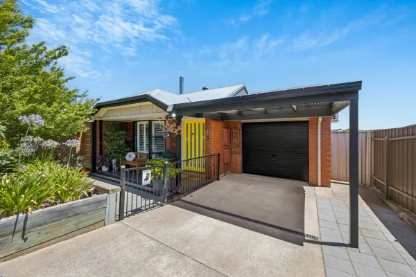 20 Bracken Place (1/17)