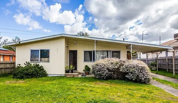 20 Richardson Street (1/11)