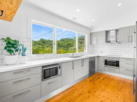 20 Upper Washington Drive (1/16)
