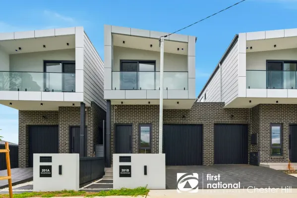 201B Wellington Road (1/2)