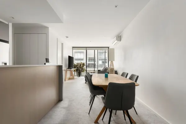 203/57 Bay Street (1/13)