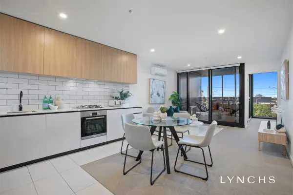 203/6 Station St (1/11)