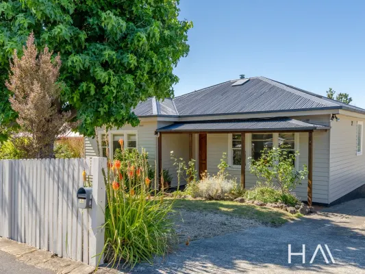 203 Lenah Valley Road (1/30)