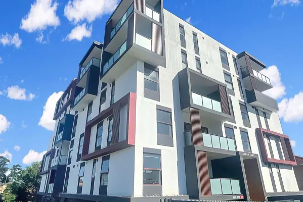 205/9-11 Swinson Road (1/13)
