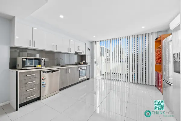 206/12 Fourth Avenue (1/16)