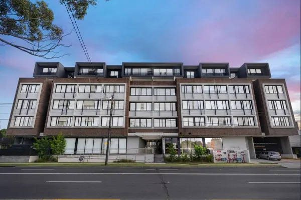 207/1562 Canterbury Road (1/13)