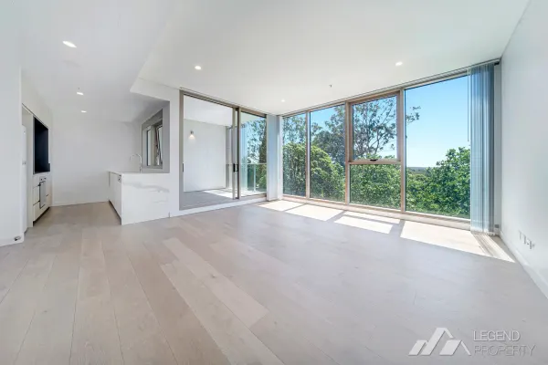 207/6 Chambers Court (1/12)