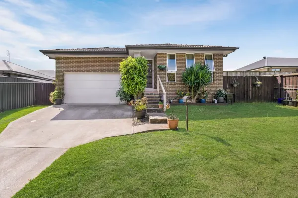 20A Rees James Road (1/11)