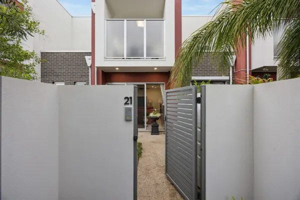 21/7 Buckle Street (1/16)