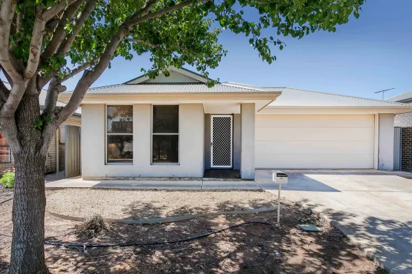 21 Baxter Avenue (1/30)