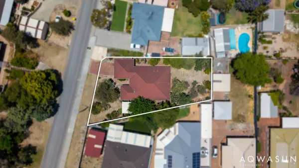 21 Minderoo Crescent (1/35)